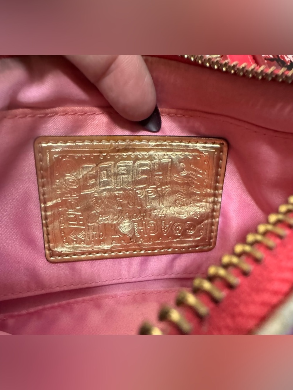 Coach Y2K Poppy Graffiti Glam Tote & Wristlet Set (Pink Multi) - GUC - Picture 10 of 14